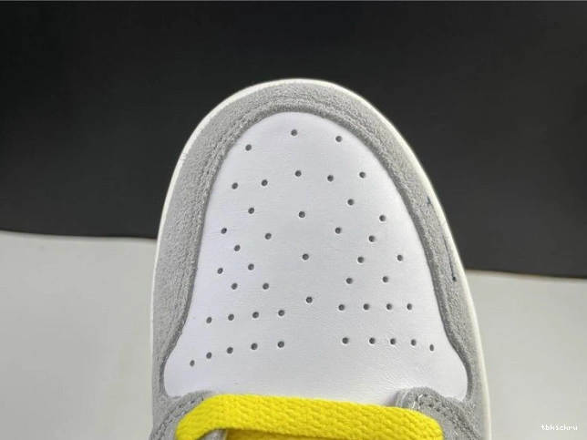 Rep TBkick 1 Light Air CW6576-100 Switch Smoke Jordan High 0714